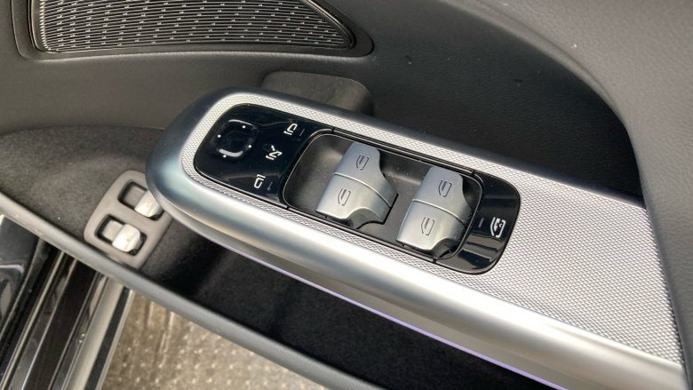 Mercedes-Benz E-Class E300e Urban Edition 5dr 9G-Tronic Estate